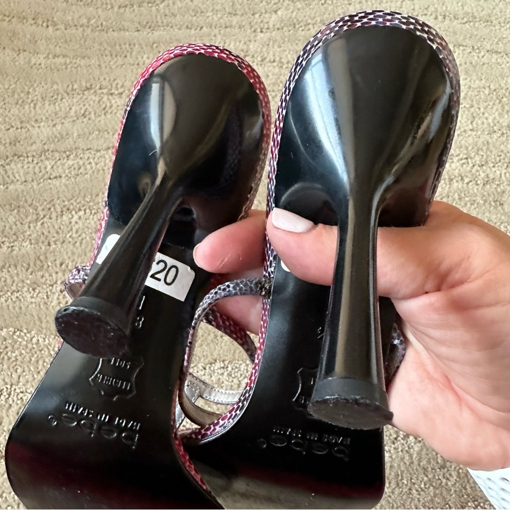 Bebe Leather Snake Print T Strap Slip On High Heel Sandal Y2K Purple Pink Sz 8.5 - Picture 10 of 16